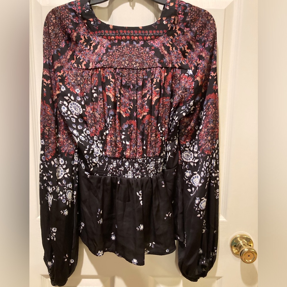 Free People Boho Artsy Multi Back Red Run Free Tunic SZ Med Front Tie Detail - Picture 2 of 15